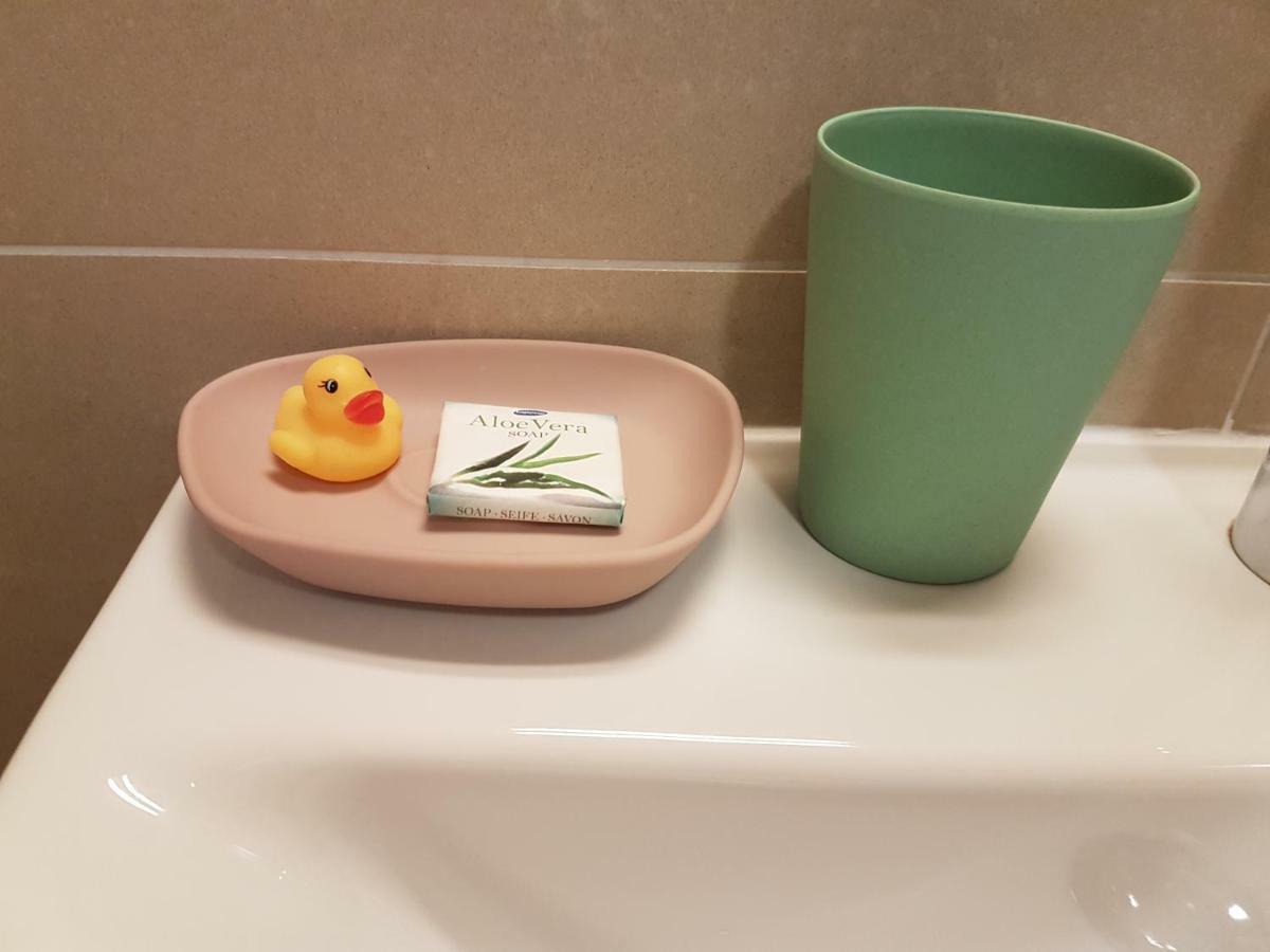 Central Family-Friendly Apt In فيينا المظهر الخارجي الصورة