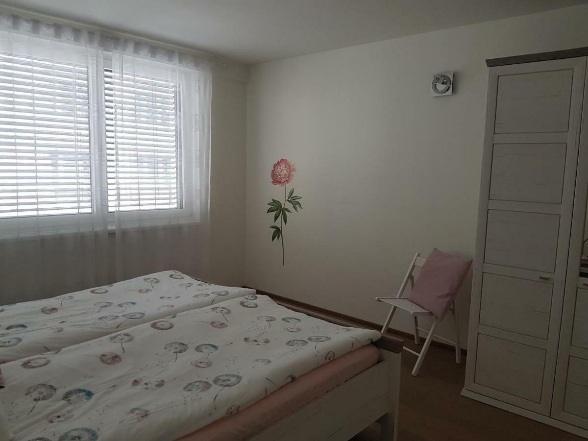 Central Family-Friendly Apt In فيينا المظهر الخارجي الصورة