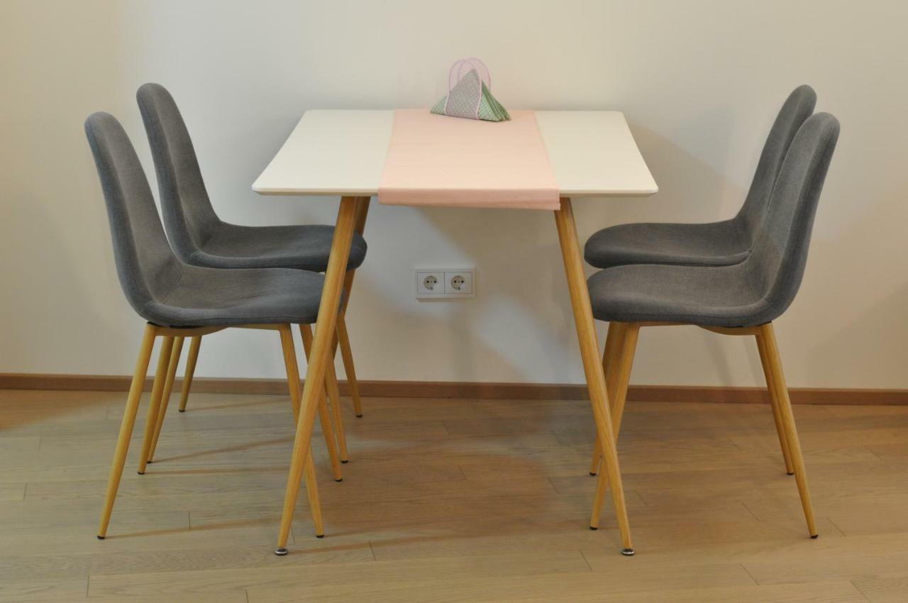 Central Family-Friendly Apt In فيينا المظهر الخارجي الصورة